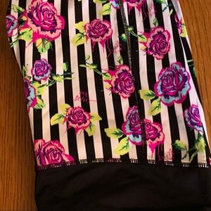 Awesome Betsey Johnson Capri yoga/workout pants